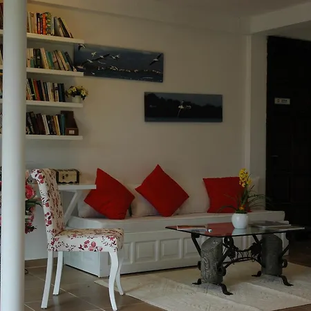 Отель Aydos Hotels & Breeze Restaurant *