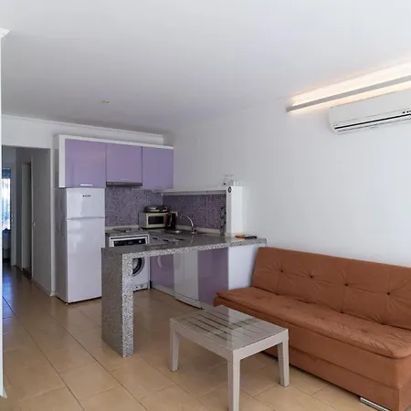 Aydos & Breeze Restaurant Hotel 5*