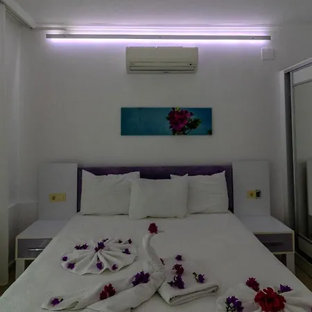 Hotel Aydos & Breeze Restaurant 5*