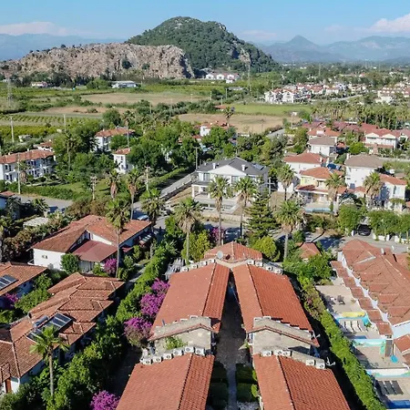 Aydos & Breeze Restaurant Hotel 5*